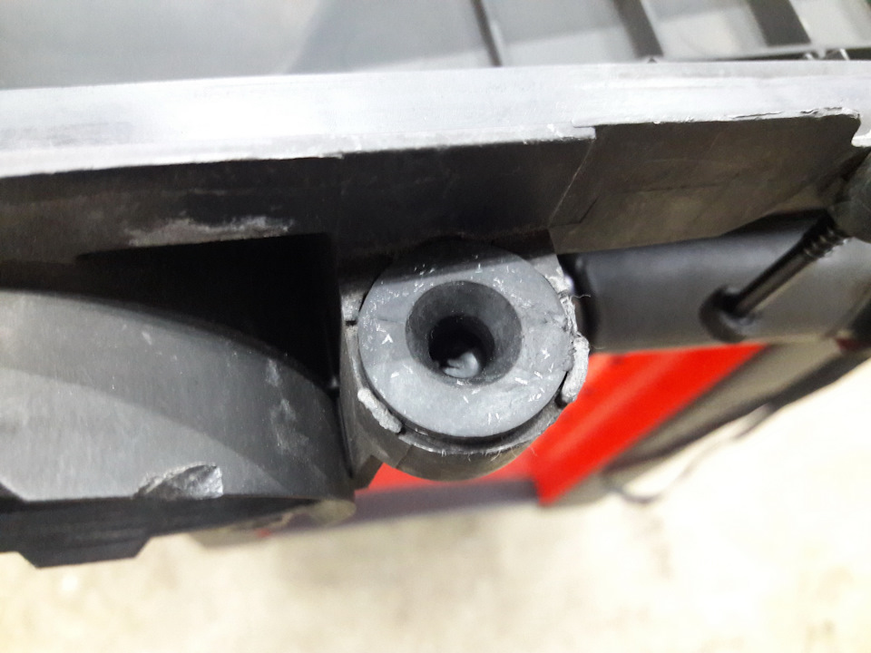 Фото в бортжурнале Peugeot 308 (1G)