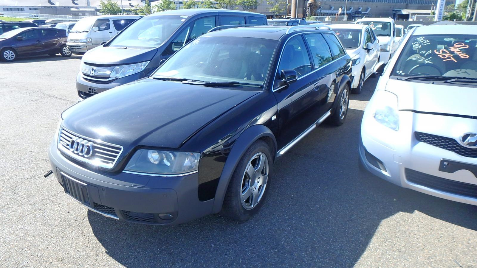 Brilliant Black Clearcoat Audi