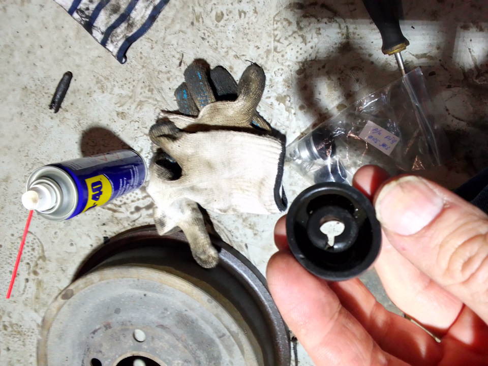 Утечка тормозной жидкости — Ford Explorer (1G), 4 л., 1993 года ...