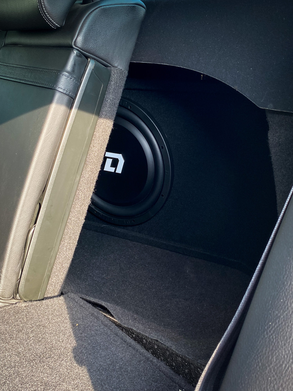 Сабвуфер dl audio barracuda 12a Сабвуфер dl audio barracuda 12a