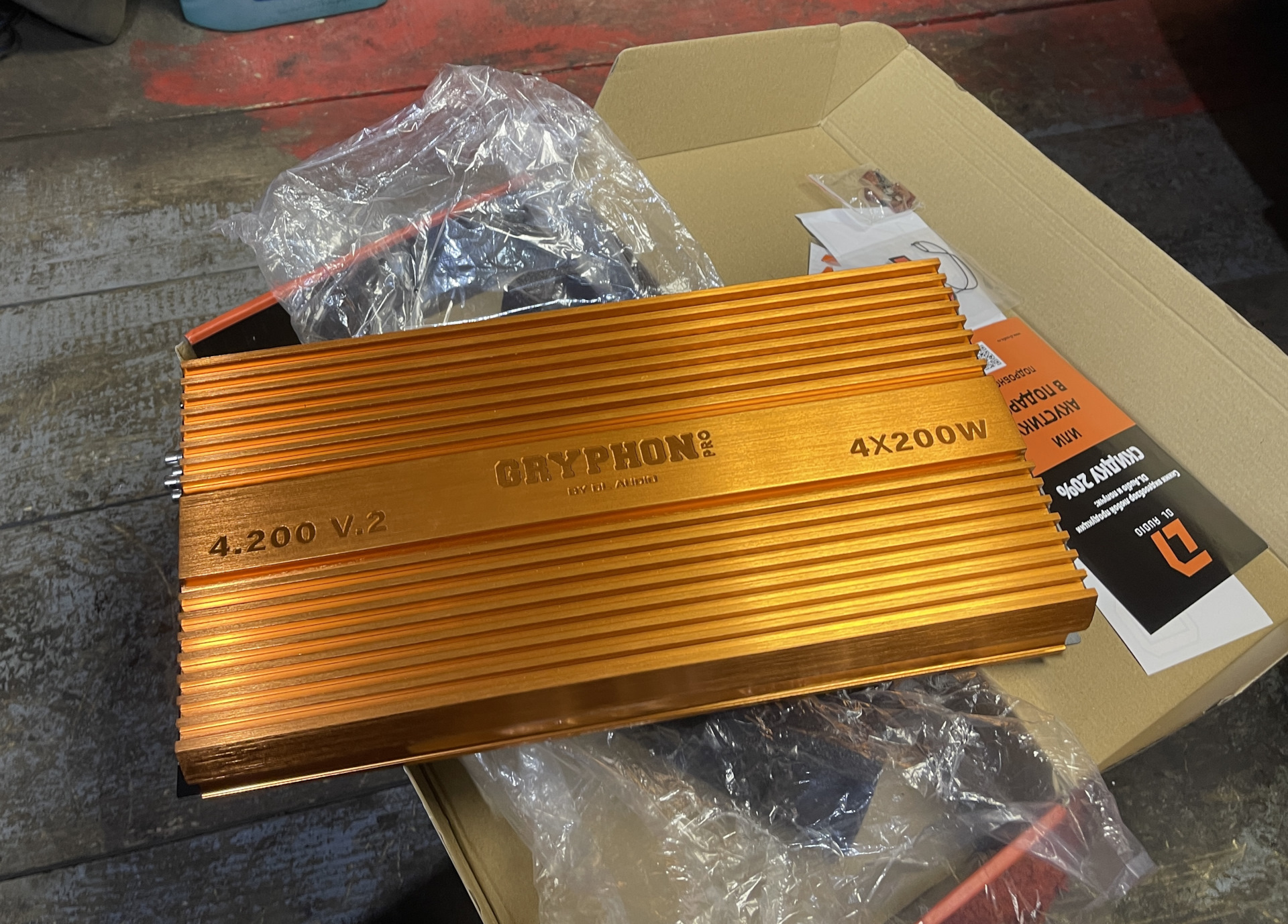 Сабвуфер dl audio gryphon pro 12. 2. Dl audio gryphon pro v2. Усилитель 4х100 dl audio gryphon. Dl audio gryphon pro v2.