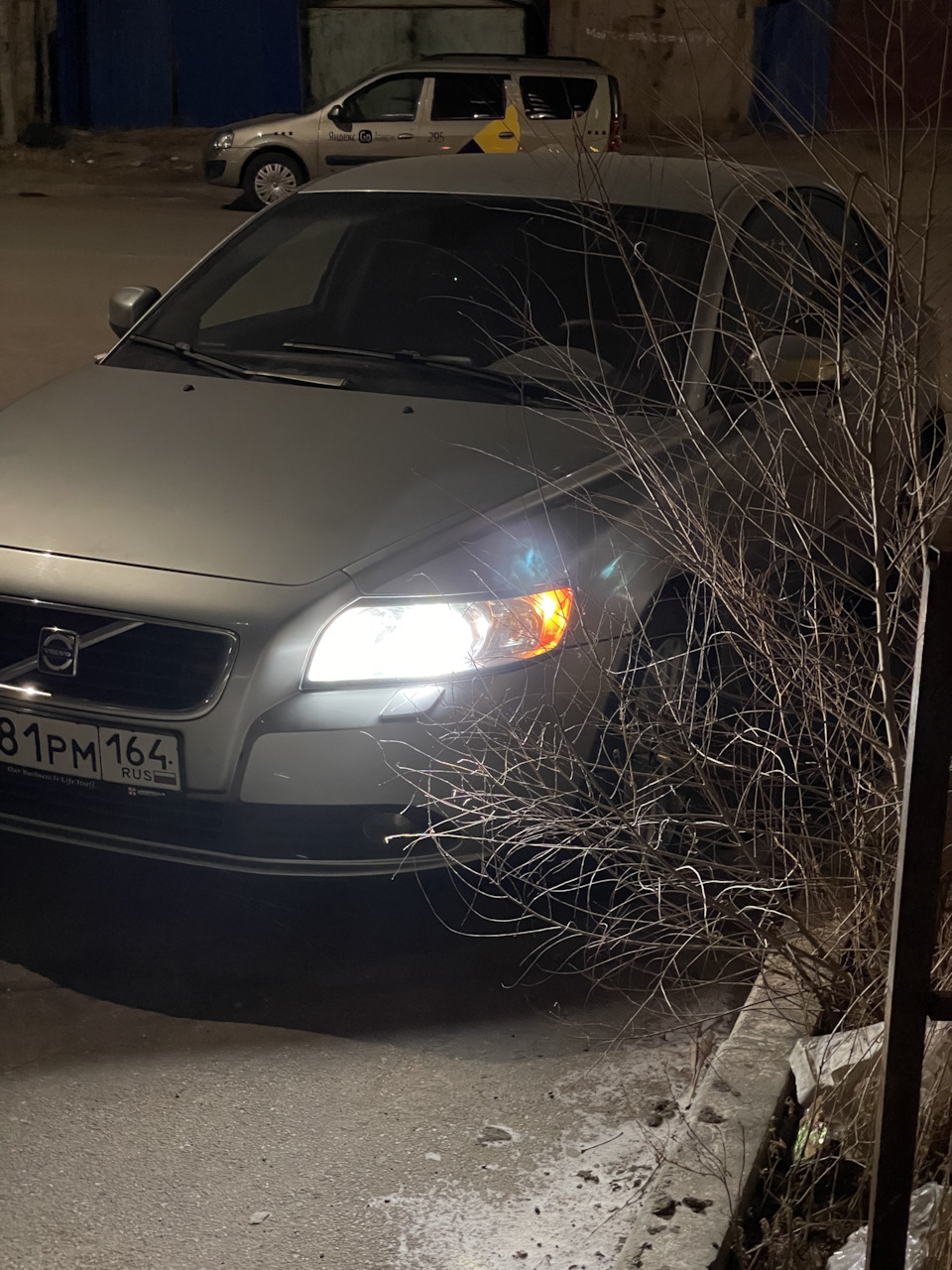 Кто какое масло заливает? — Volvo S40 (2G), 2,4 л, 2007 года ...