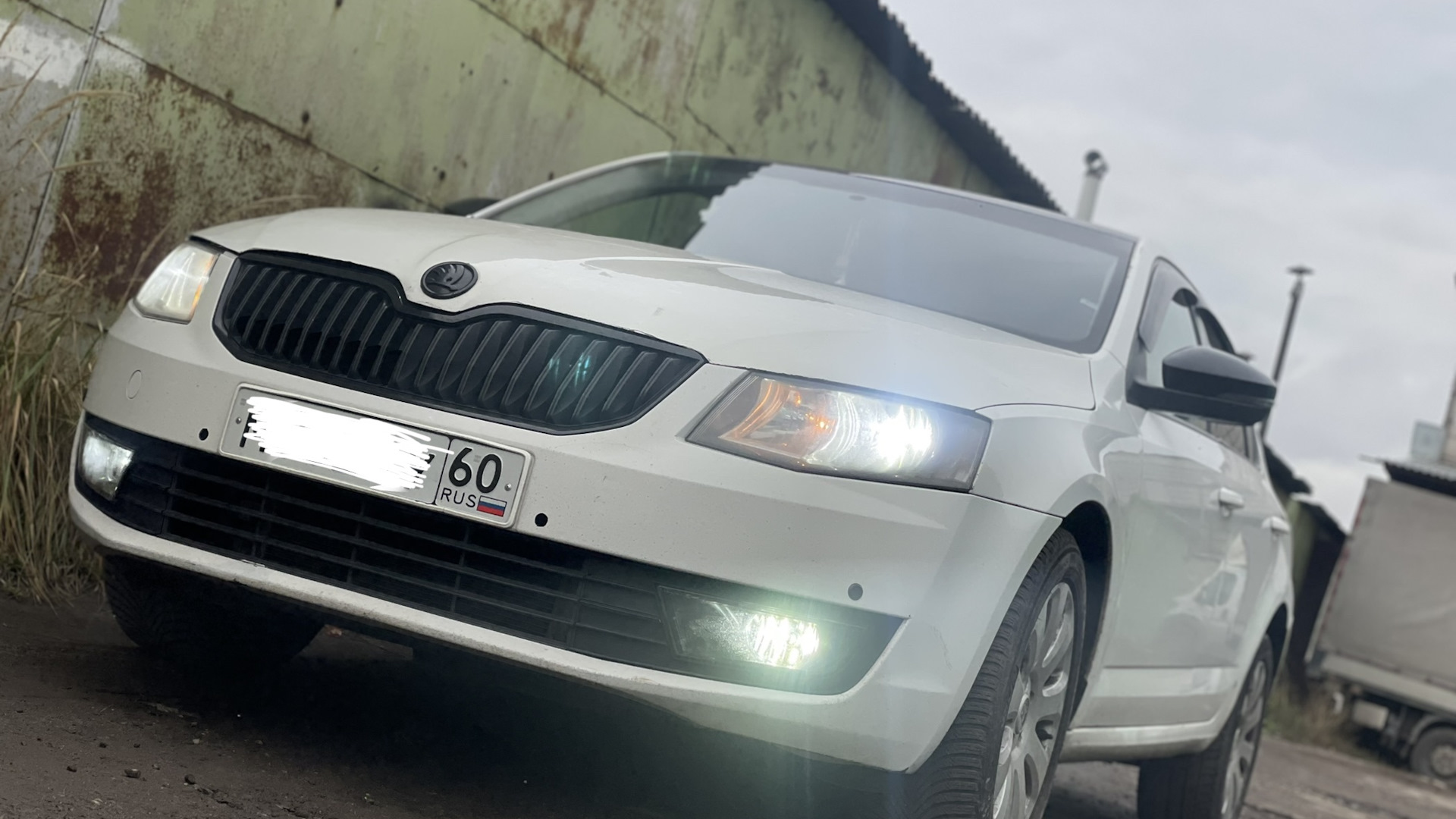 Skoda Octavia A7 Mk3 1.2 бензиновый 2013 | Белка 🐿️ 1.2 600000 км на DRIVE2