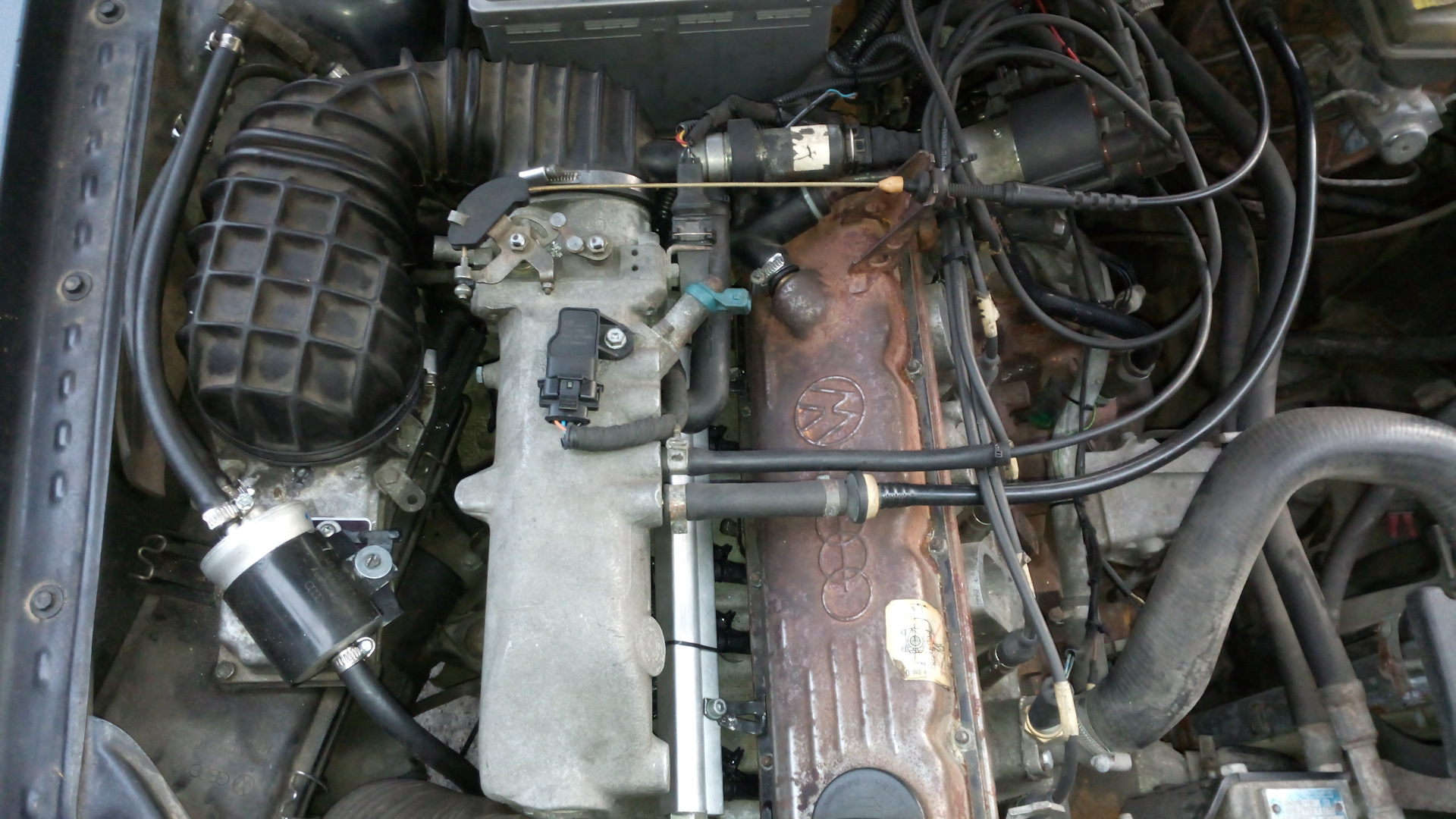 Не тянет инжектор. K Jetronic Audi 80. Ауди 90 б3 к-Jetronic. Ауди 90 б2 2.2 KV. Джетроник Ауди 80.