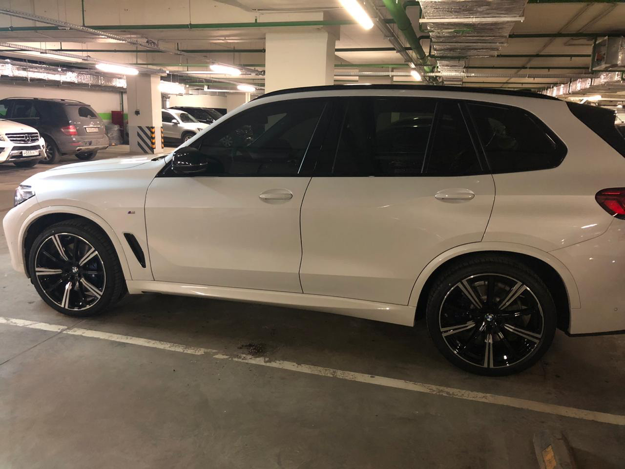 BMW x5 g05 r22