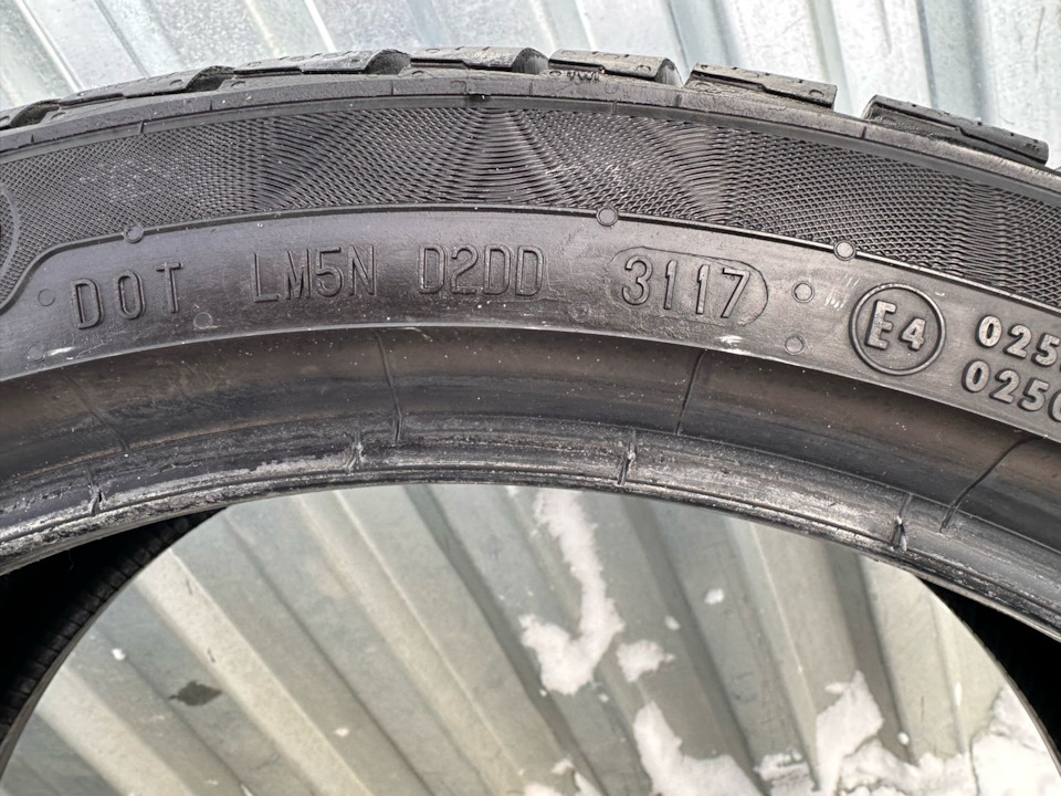 нокиан хакапелита 5 бу. зимняя резина уаз патриот r18. зима шины 255 r18. 255 60 18 зимние шины. шины nexen 255/55 r18 шип.