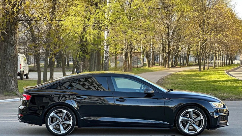 Audi A5 Sportback (2G) 2.0 бензиновый 2017 quattro на DRIVE2