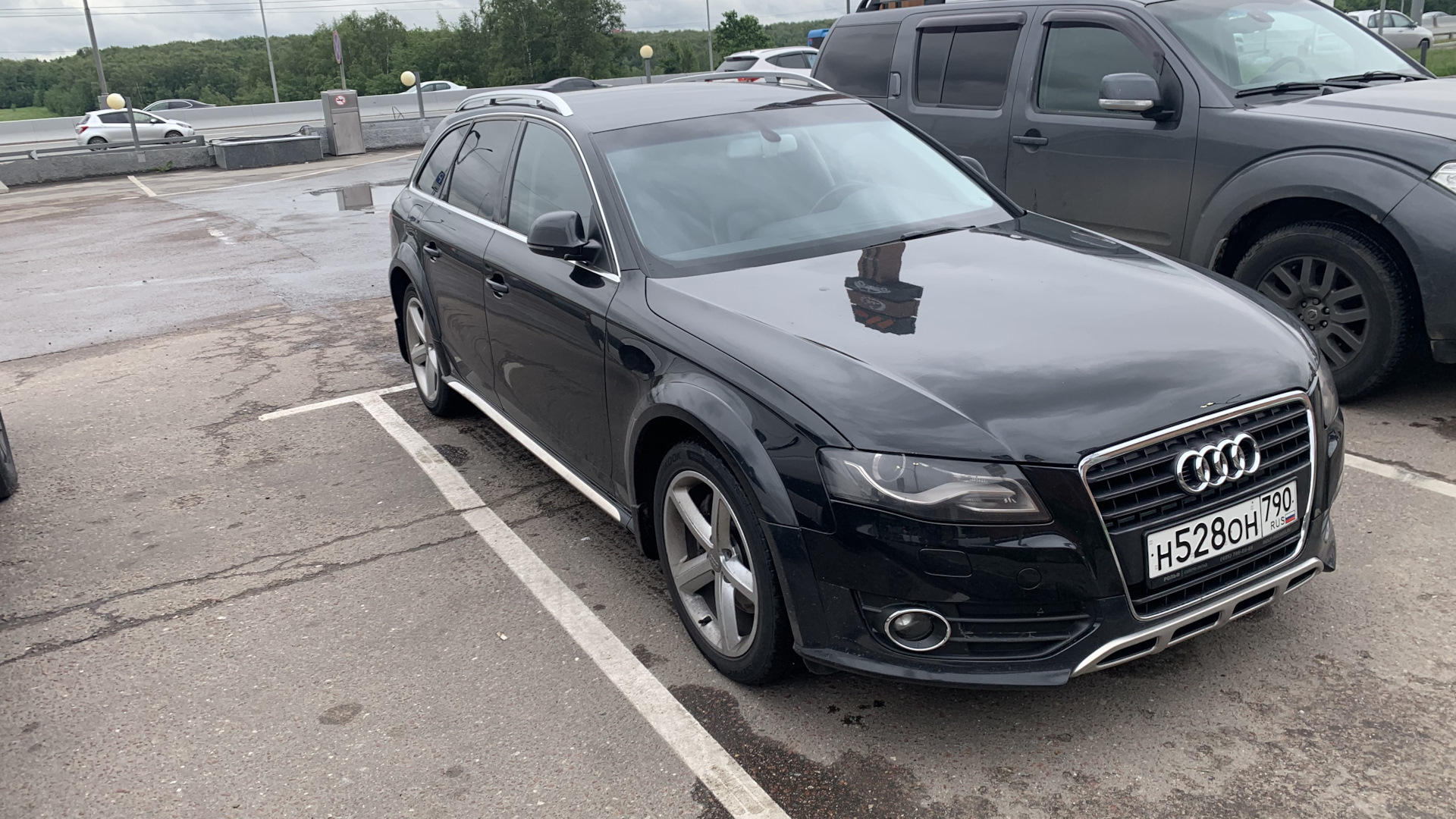 Audi a4 вибрация двигателя