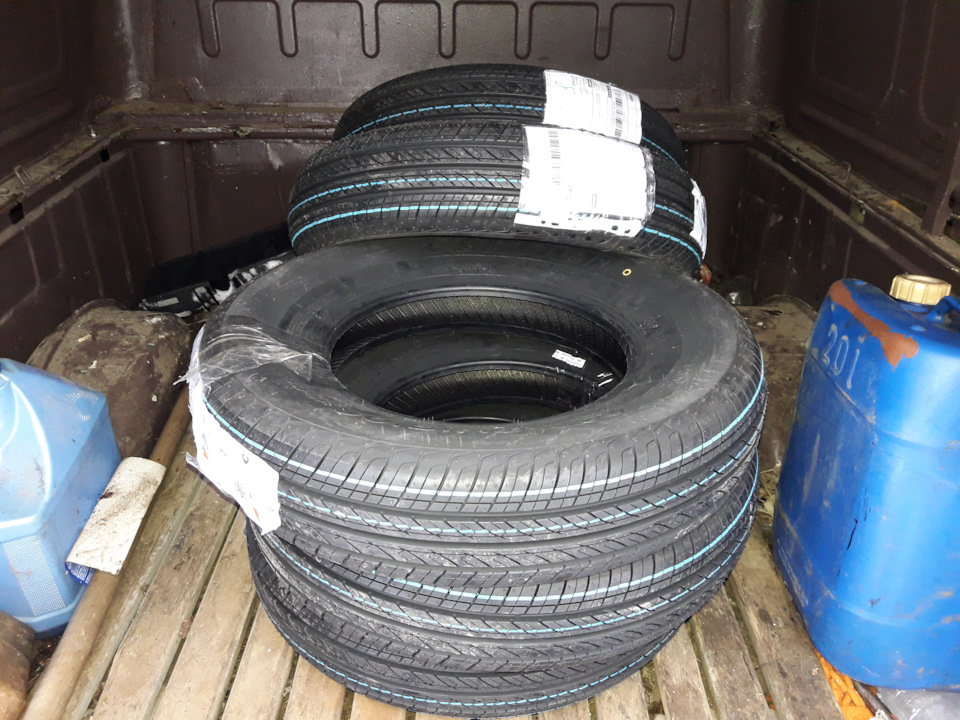 Шины Ovation VI-682 165/80 R13 83T — ИЖ Москвич 412, 1,5 л, 1993 года ...
