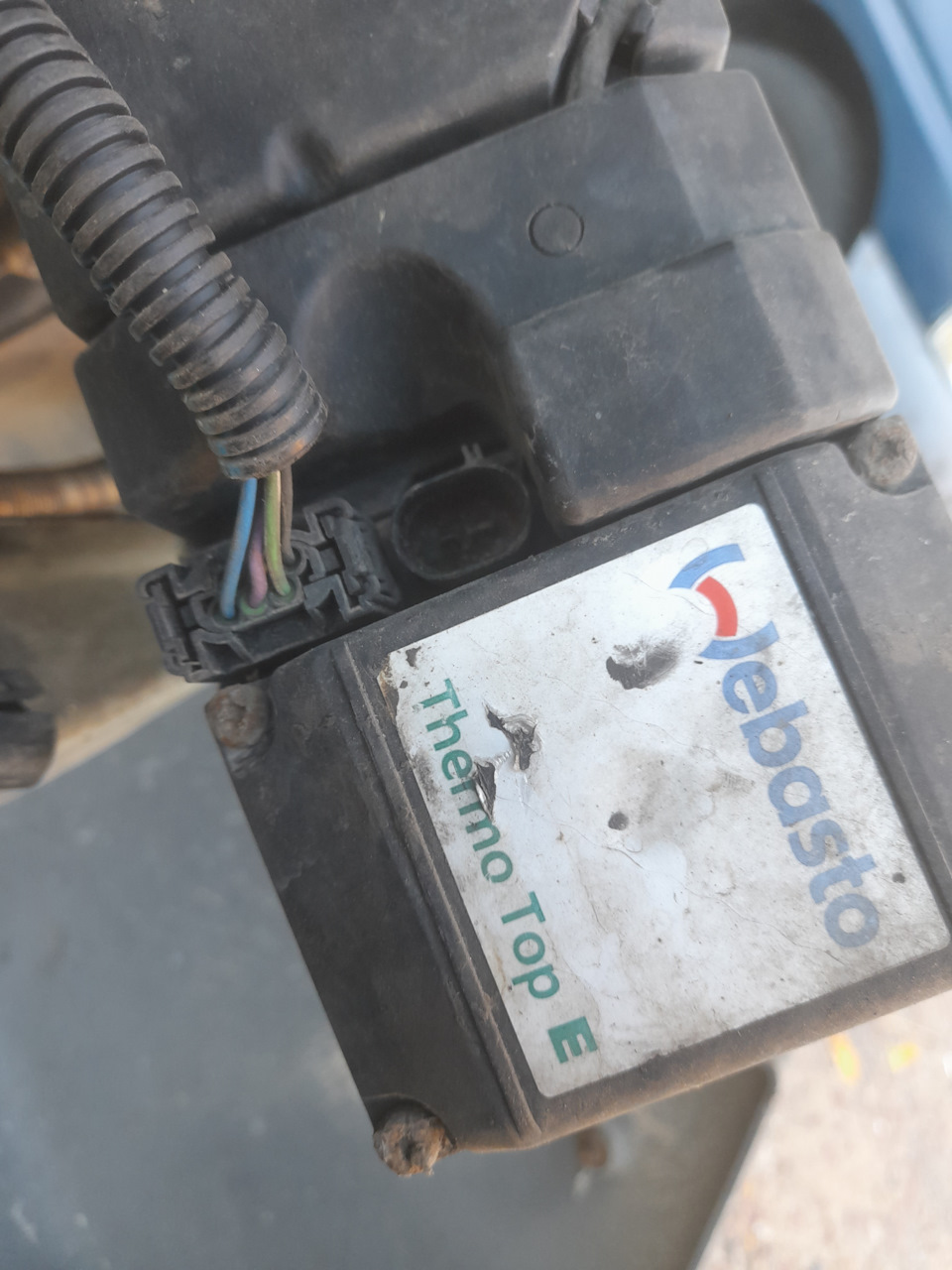 Raccordo A T Per Riscaldatore Diesel KASturbo - Compatibile Con Vivaro, Primastar, Trafic Webasto