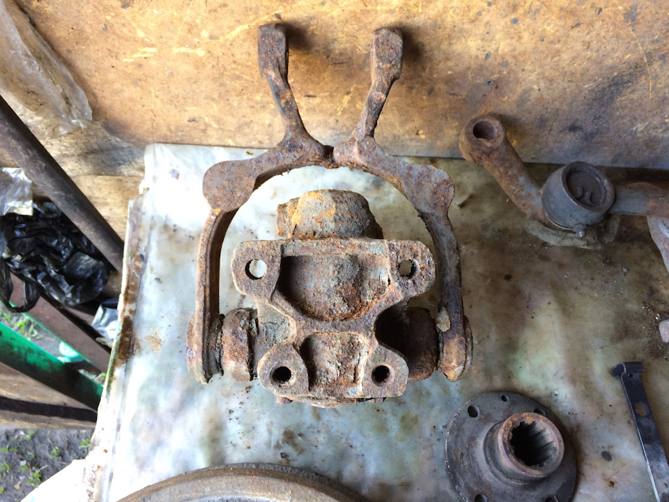 убрал вмятину на заднем крыле — Lada 2106, 1,6 л, 1984 года | кузовной ...