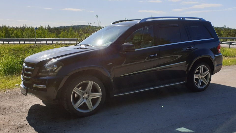 Mercedes-Benz GL-Class