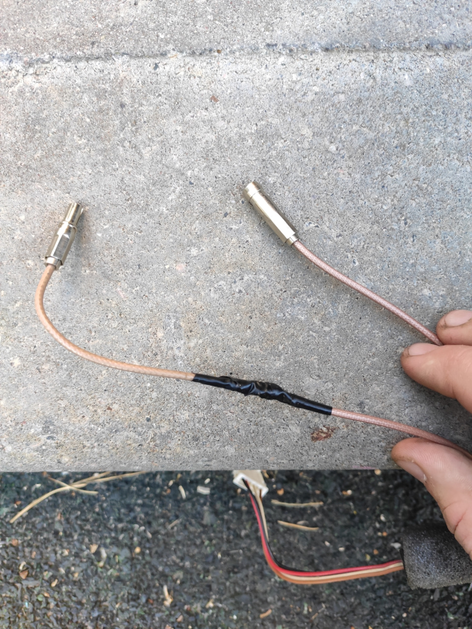 Замена антенного усилителя с небольшой хитростью — Mercedes-Benz C ...