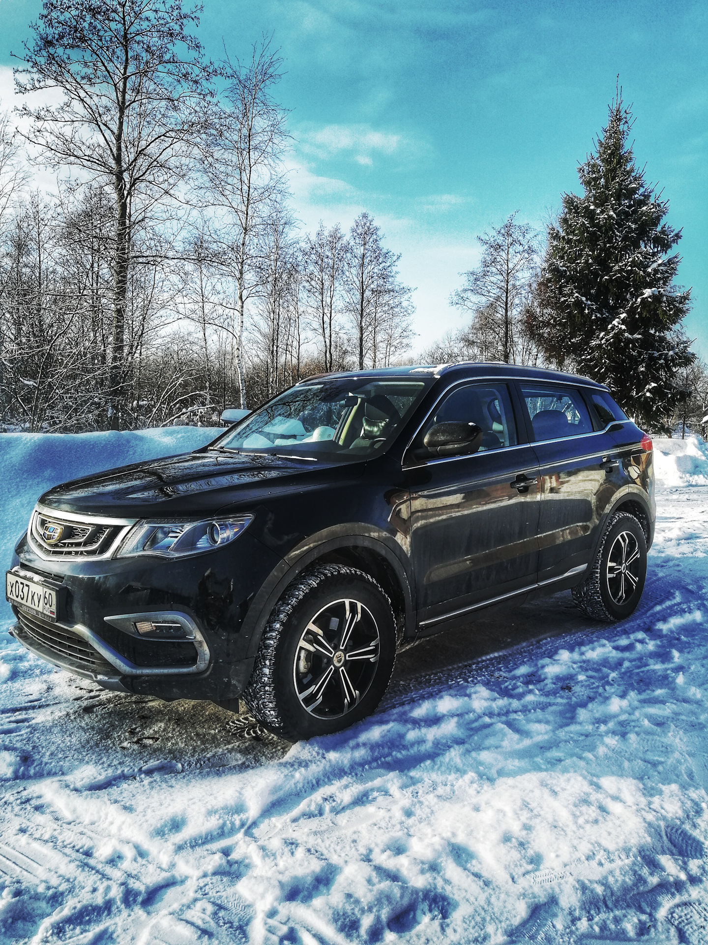 Geely atlas pro в морозы