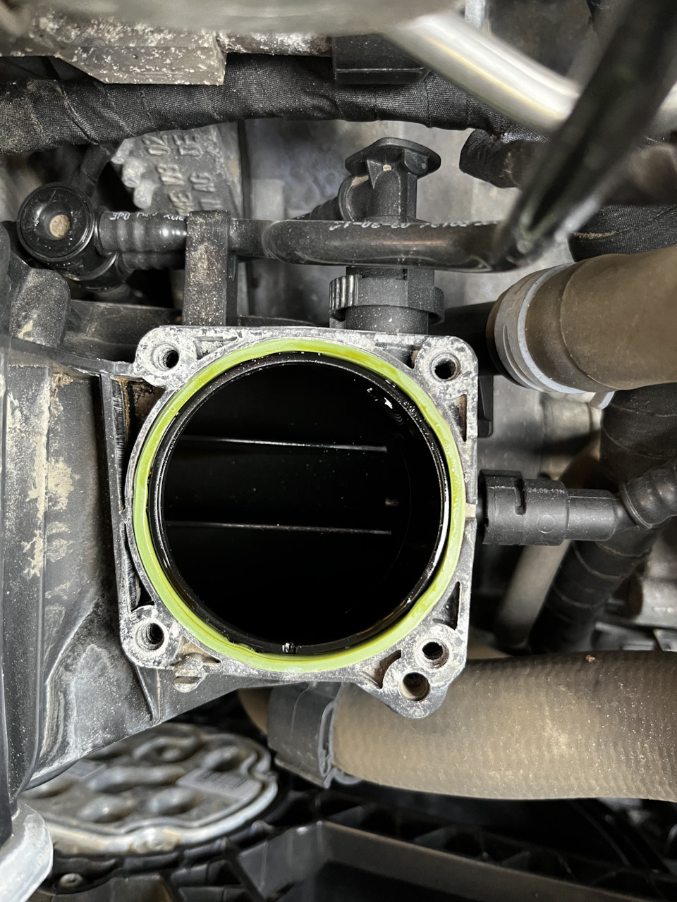 Устранение запотевания турбины, разбор впуска и чистка дроссельной ...