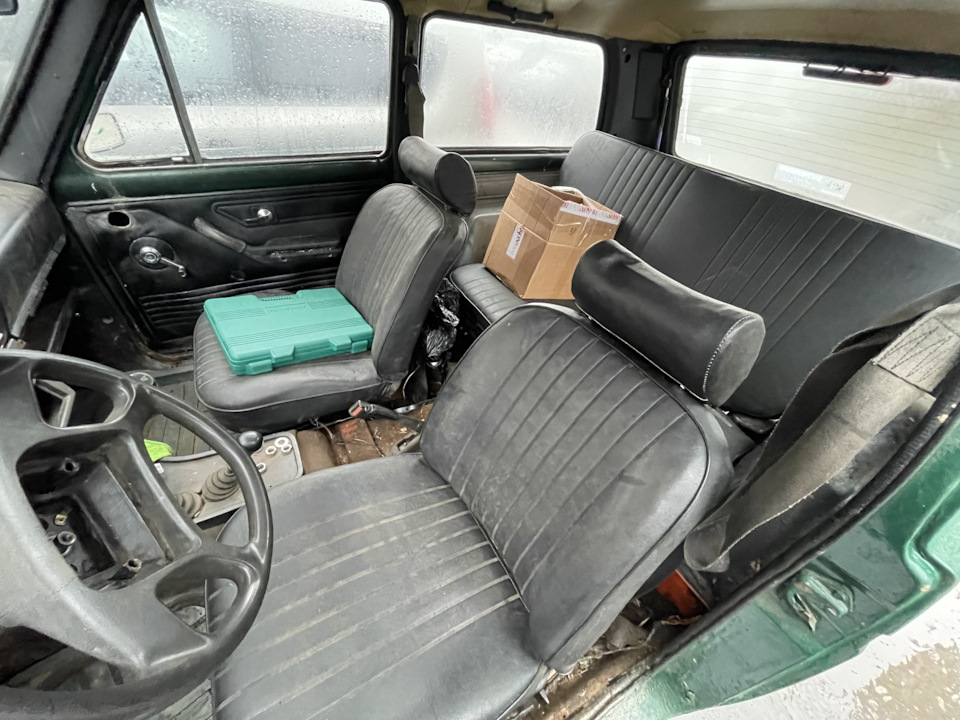 Замена сидений — Lada 4x4 3D, 1,6 л, 1985 года | запчасти | DRIVE2