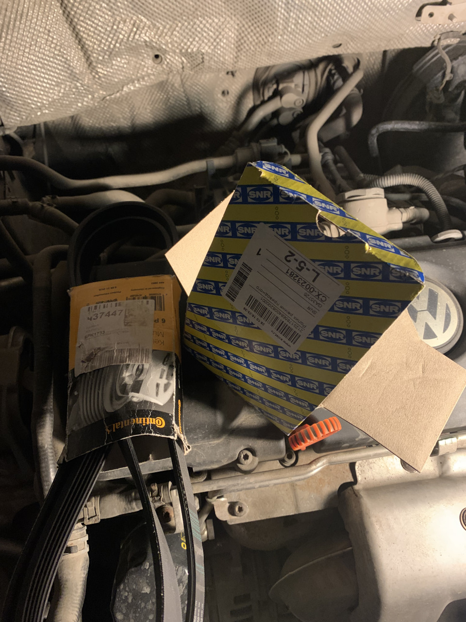 Замена паразитного ролика, попытка сменить ремень вспомогательных ...