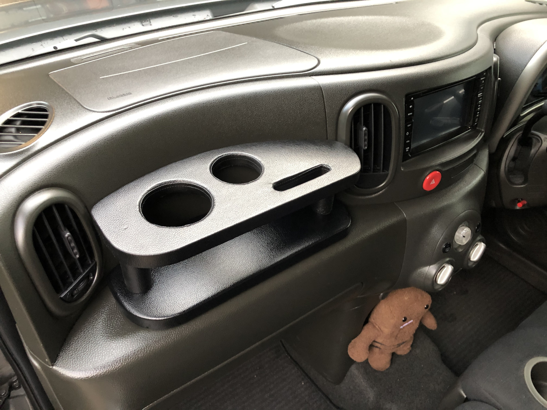 Подстаканник — Nissan Cube III, 1,5 л, 2009 года | своими руками | DRIVE2