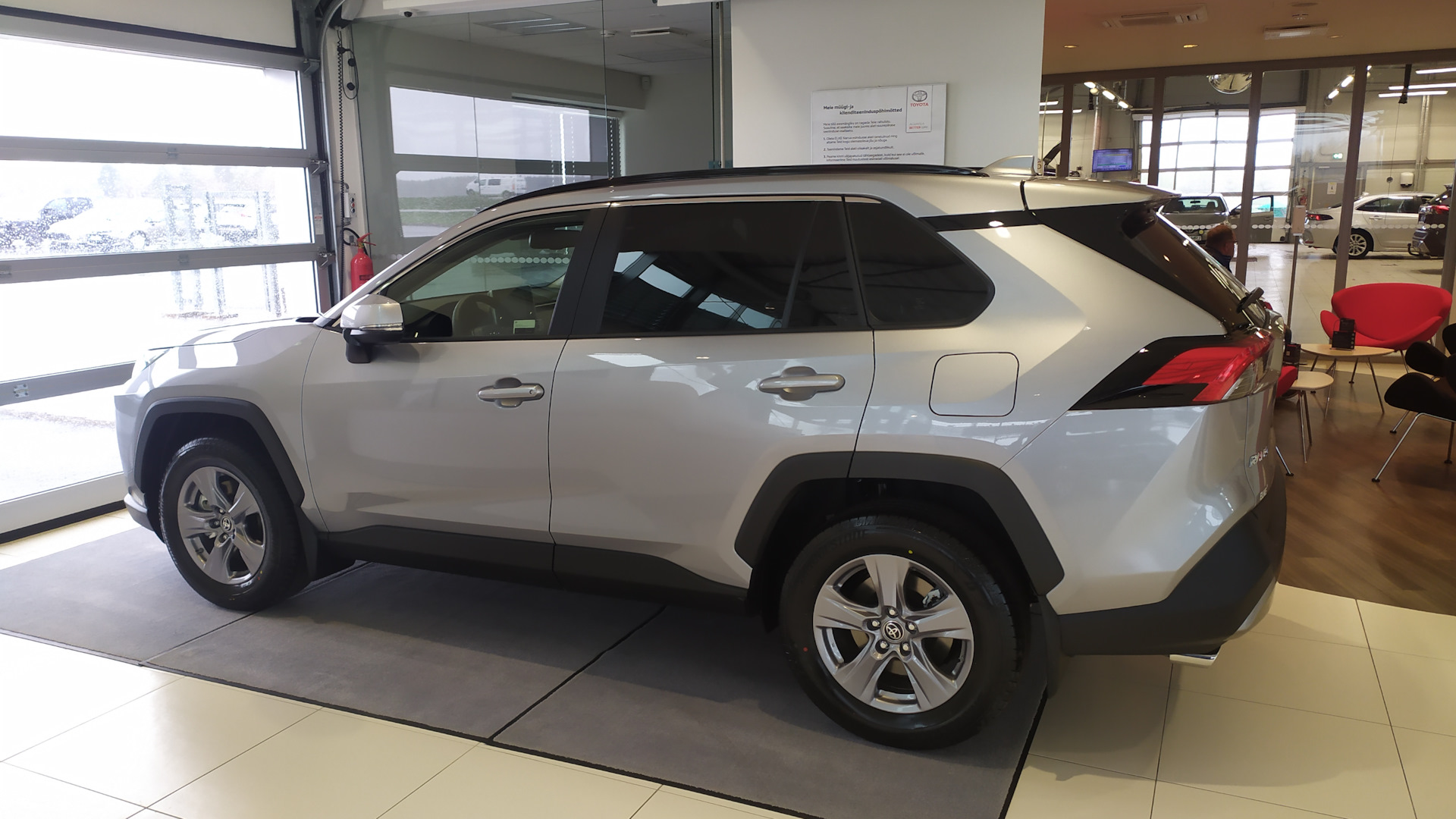 Toyota RAV4 (5G) 2.0 бензиновый 2022 | ZIRCON на DRIVE2