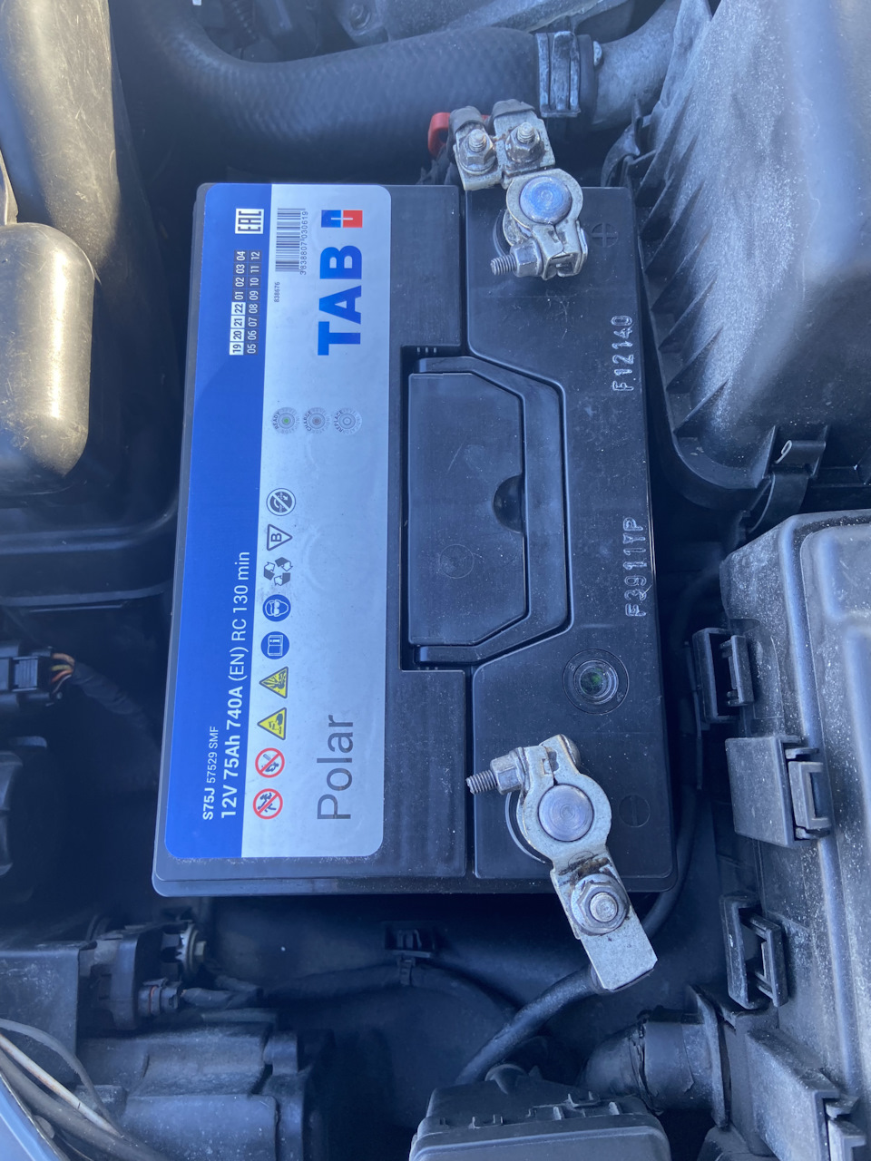 Новый аккумулятор?? — Hyundai Grandeur (TG), 2,7 л., 2007 года ...