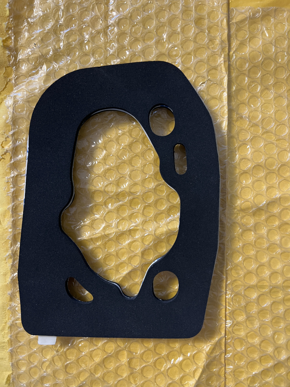 Прокладки задних фонарей и вставок в багажник. — Mazda 6 (2G) GH, 2 л ...