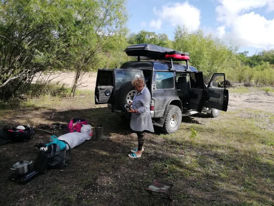 Обед на Зее — Nissan Safari (Y60)