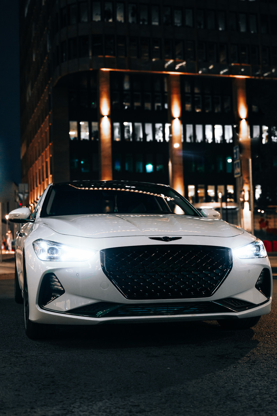 Какой же все таки красивый авто. — Genesis G70, 2 л, 2019 года | фотография  | DRIVE2