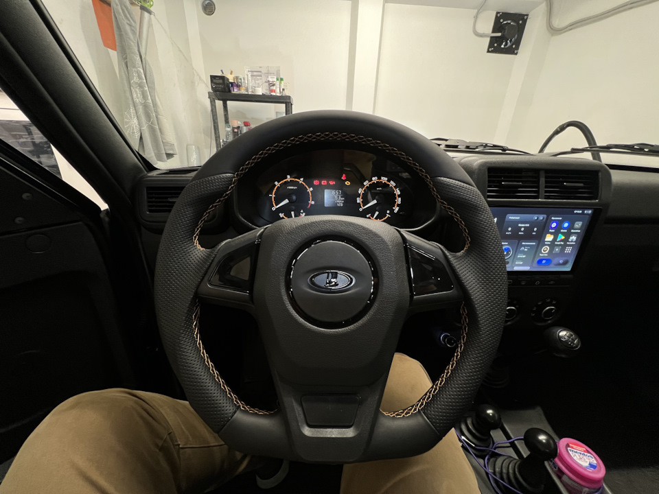 Новый скошенный руль — Lada 4x4 3D, 1,7 л, 2023 года | тюнинг | DRIVE2