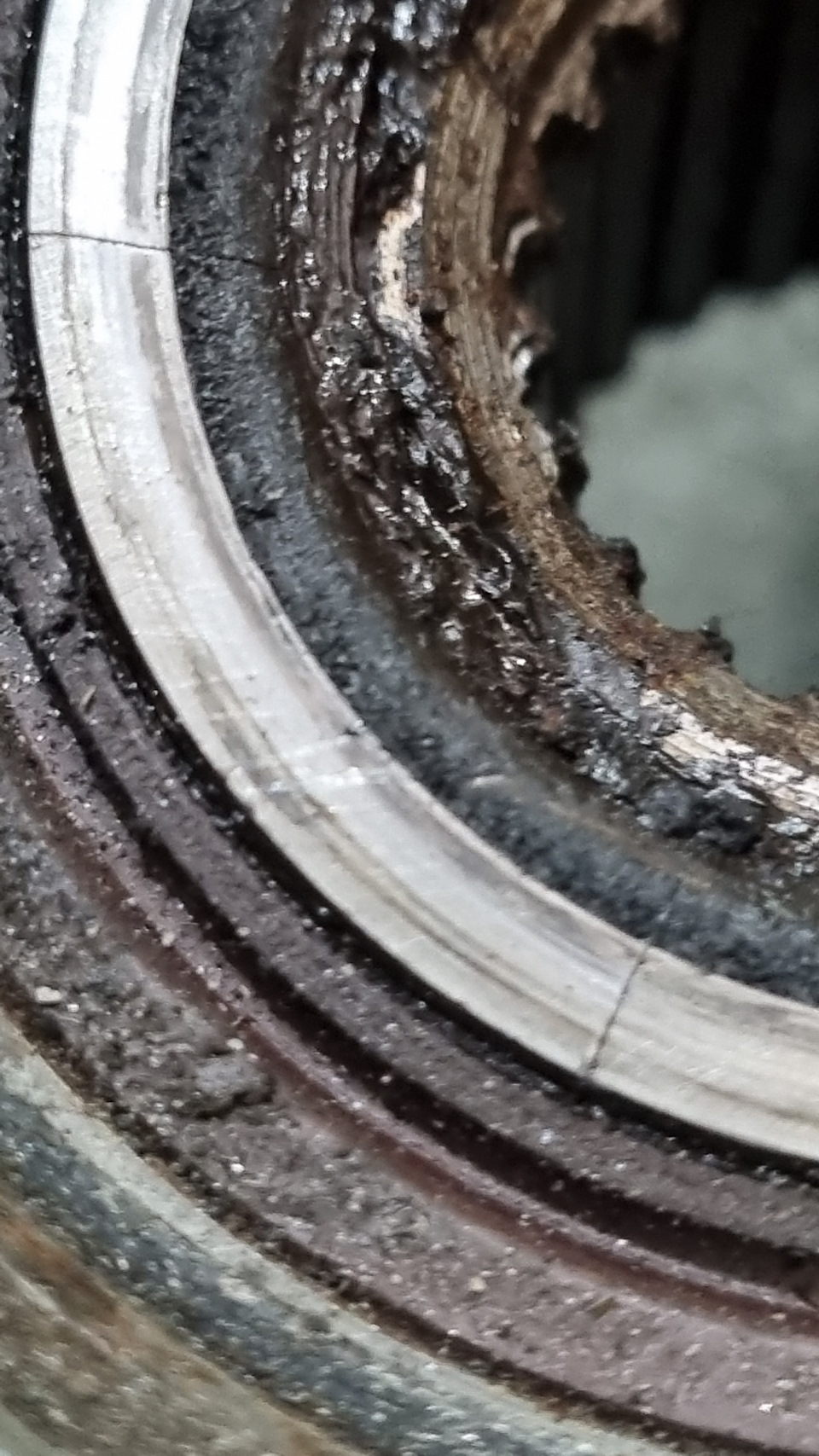 Трещина в переднем ступичном подшипнике — Lada Калина 2 Спорт, 1,6 л ...