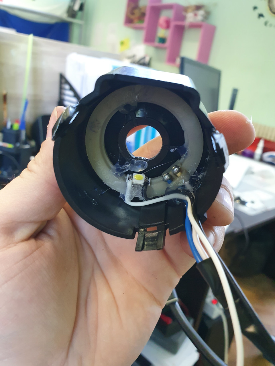 Диодик установлен — Lada Приора хэтчбек