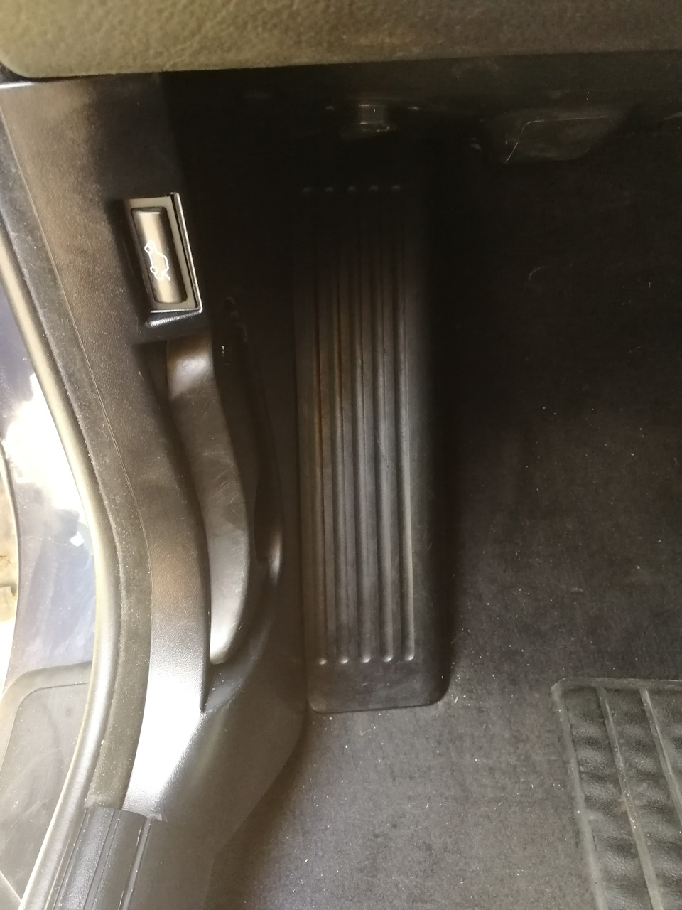 Подставка под ногу — BMW 5 series (E39), 2,5 л, 2001 года | своими ...