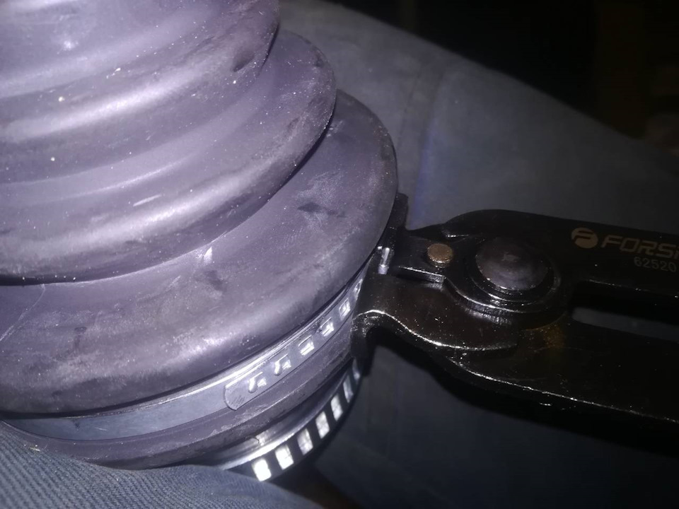 Замена шруса, наконечников, пыльников, и заклейка колеса) — Audi A4 (B5 ...