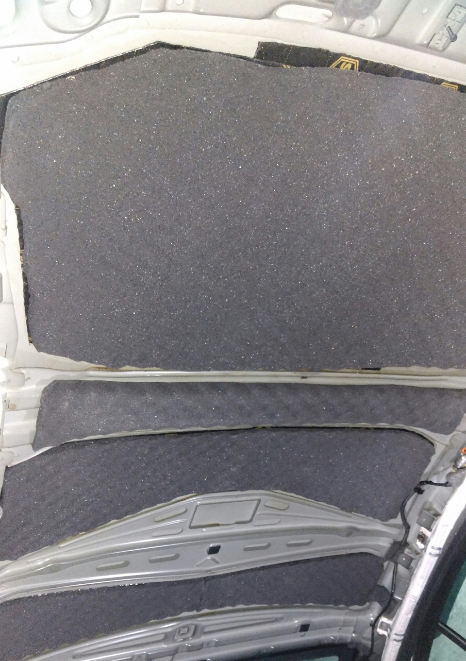 Ещё потолок — Opel Insignia (1G)