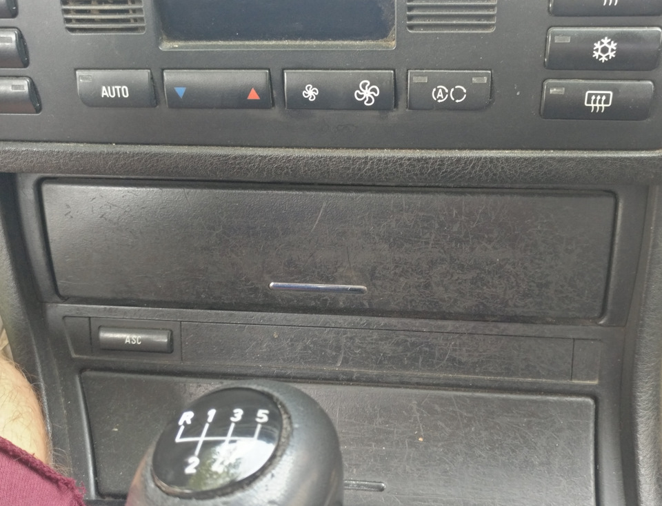 MP3 адаптер YATOUR на е46 — BMW 3 series (E46), 2 л, 2000 года ...