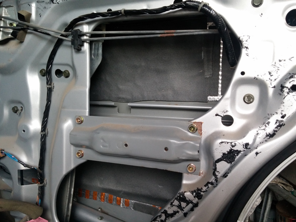 2. Сетка в багажник — Volvo S60 (2G), 2 л, 2012 года | аксессуары | DRIVE2