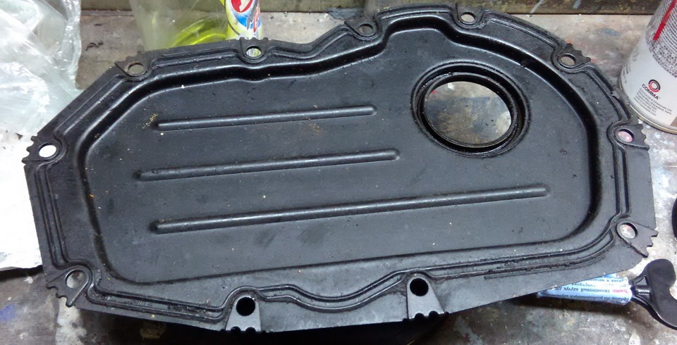 Прокладка крышки двигателя. Прокладка крышки коленвала Ford Sierra 2.0 DOHC. Ford Sierra крышка коленвала. Передняя крышка двигателя Форд Скорпио 2.0. Форд Сиерра DOHC 2.0 крышка коленвала.