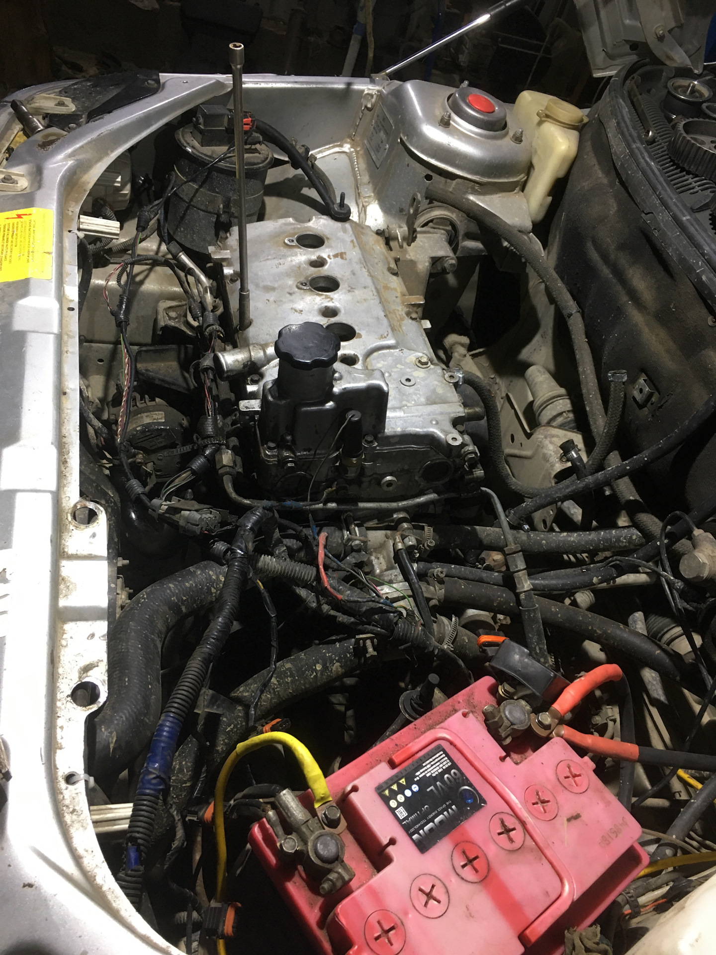 Ваз 2110 124 двигатель. Шеснарь ваз 2112. 124 ваз инжектор. Ваз 124 мотор без поддона. 6 16v.