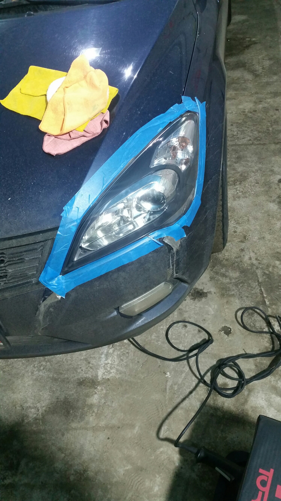 Замена левой фары, полировка фар — KIA Ceed (1G), 2 л, 2011 года ...