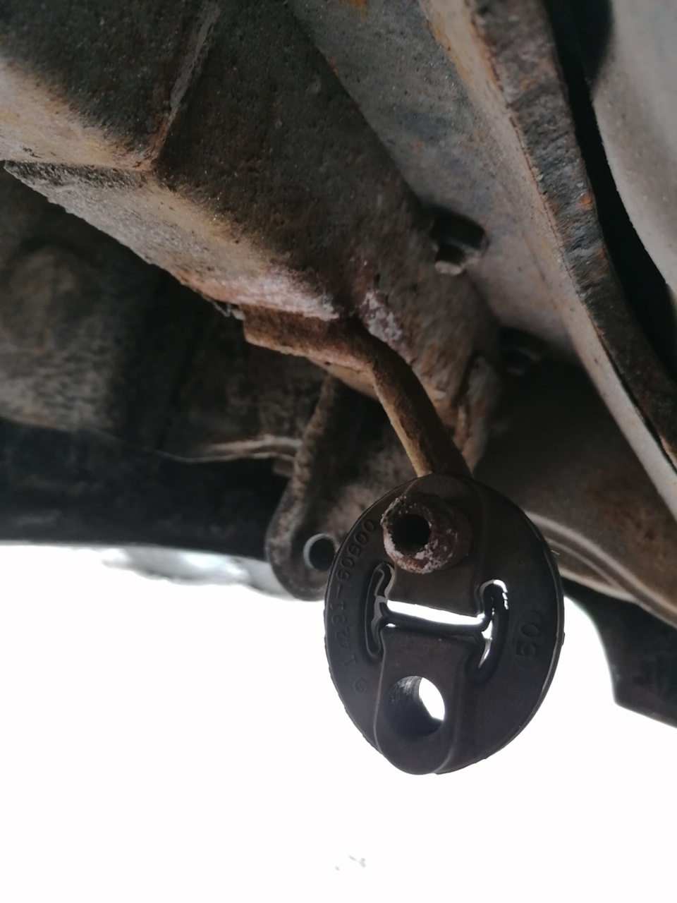 Подварили глушитель — Suzuki Baleno, 1,9 л, 2000 года | поломка | DRIVE2