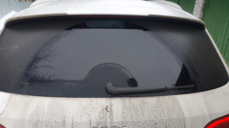 родной дворник — Audi Q5 (1G)