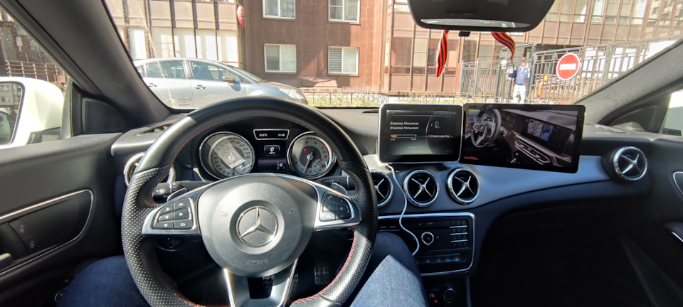Планшет в авто — Mercedes-Benz CLA (C117), 1,6 л, 2015 года ...