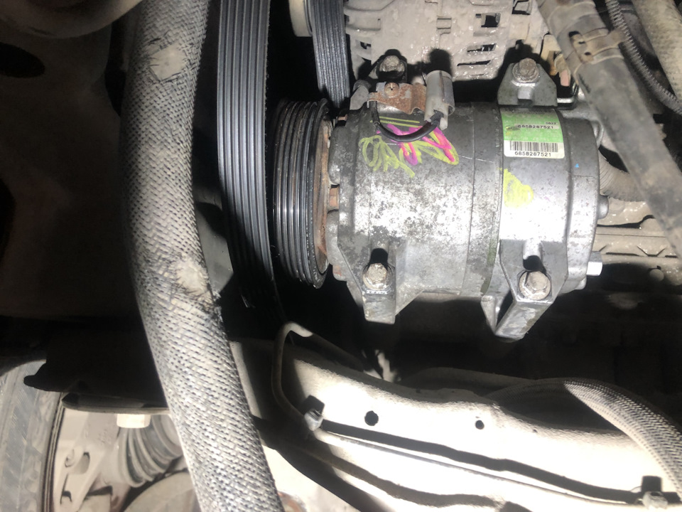 Фото в бортжурнале Volvo XC90 (1G)