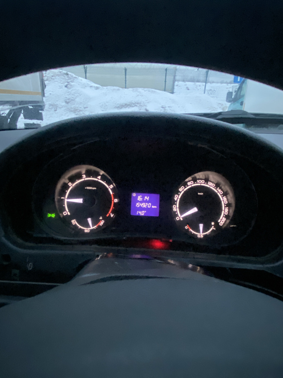 Приборная панель приора 2 — Lada Приора хэтчбек, 1,6 л, 2009 года ...