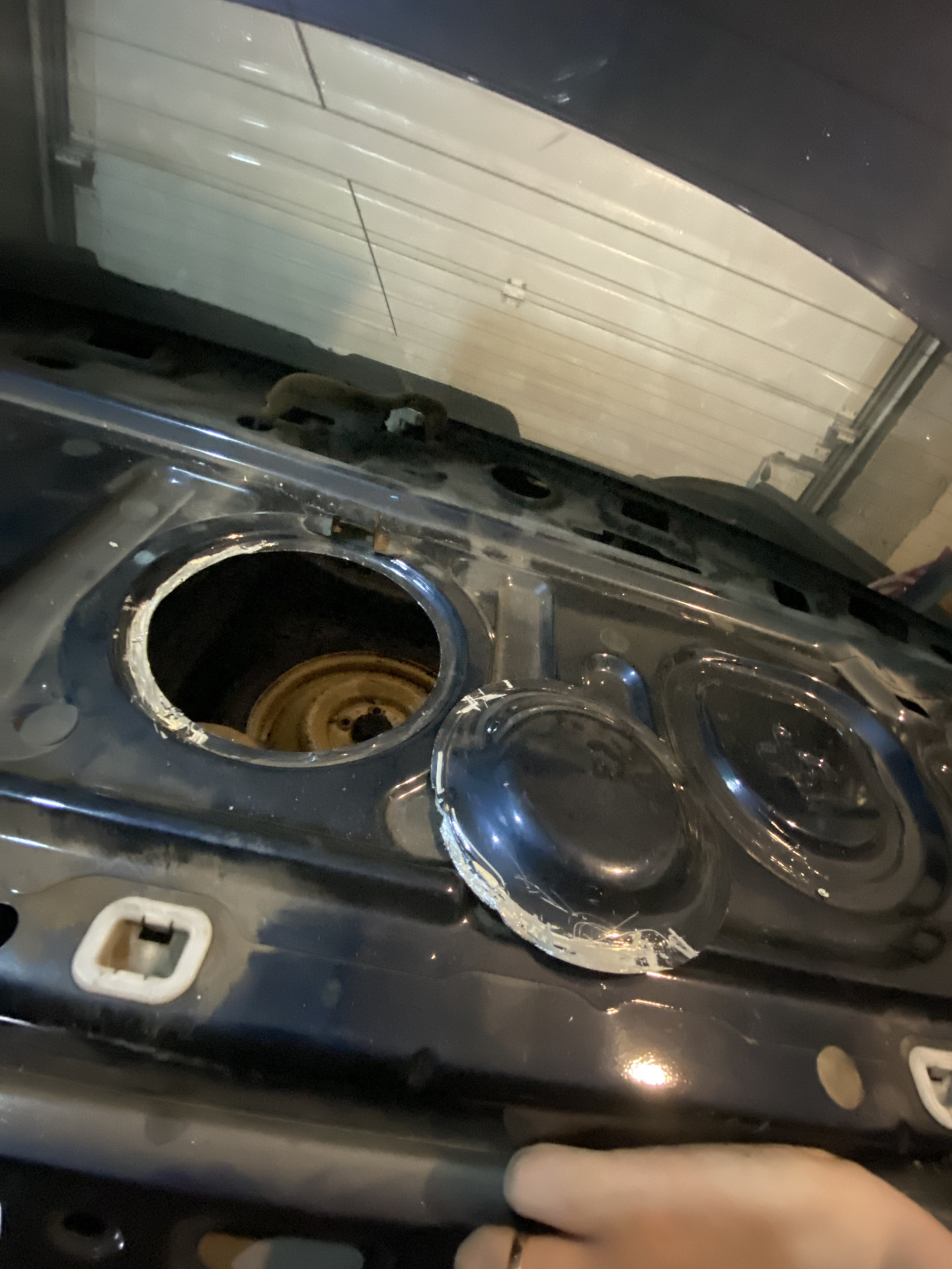 Установка сабвуфера в полку — Toyota Chaser (100), 2 л, 1998 года ...