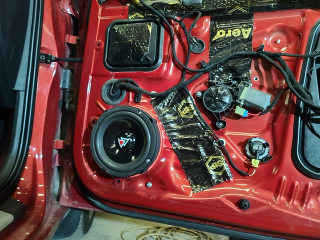 Устранение вмятины порога без окраса; хрипящий динамик;диагностика в ...