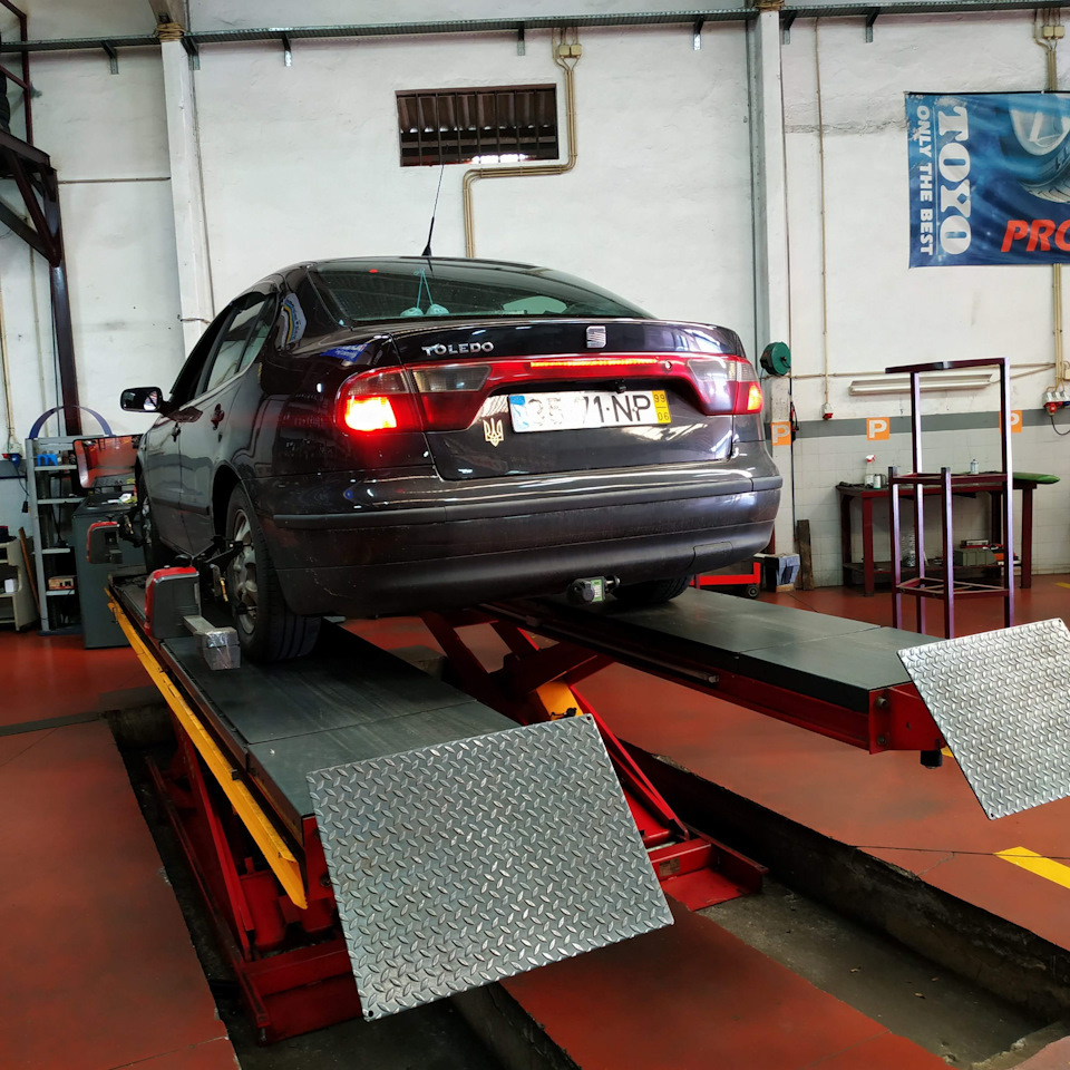 Установка губы на бампер — SEAT Toledo (2G), 1,9 л, 1999 года | тюнинг ...