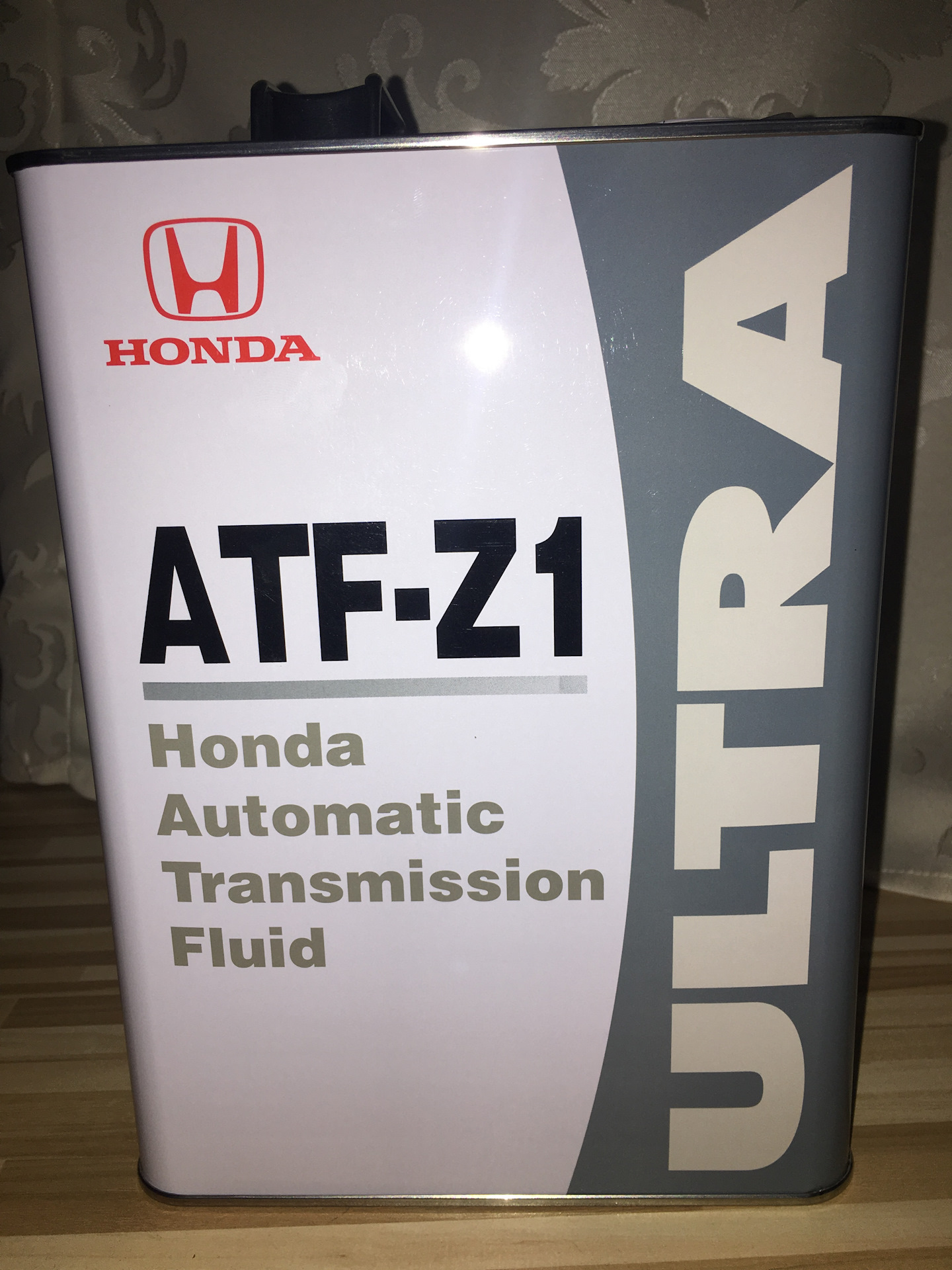 Масло atf хонда. Honda ATF Z-1. ATF z1 Mazda. Honda ATF z1 4л артикул. Honda ATF z1 красная.