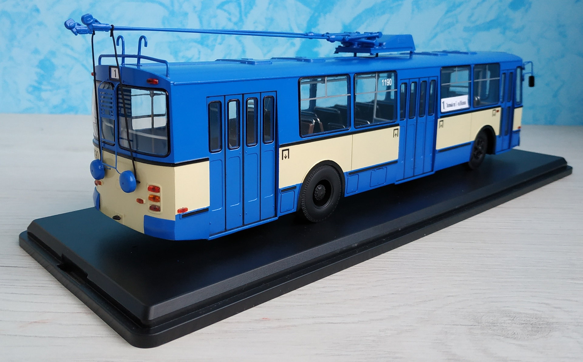 Коллекция троллейбусов зиу. ЗИУ-9 троллейбус. ЗИУ-9 1 43. ЗИУ 9 SSM. Троллейбус ЗИУ SSM.