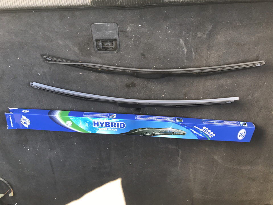 Замена стеклоочистителя. — Mercedes-Benz E-class (W210), 3,2 л, 2000 ...