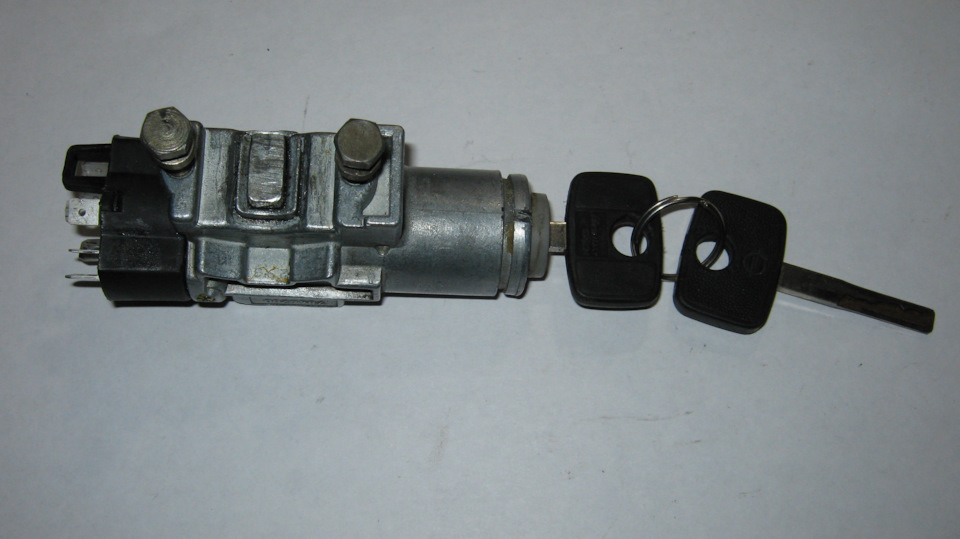 Распиновка замка зажигания опель вектра а